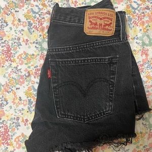 levi’s 501 black shorts